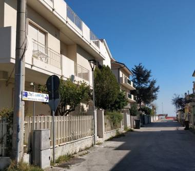 Affitto Appartamento Vacanze a Pineto (Teramo), Via Piemonte 1