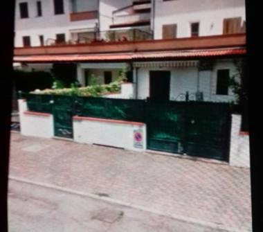 Stabile/Palazzo in vendita a Comacchio (Ferrara), Viale G. Puccini 15