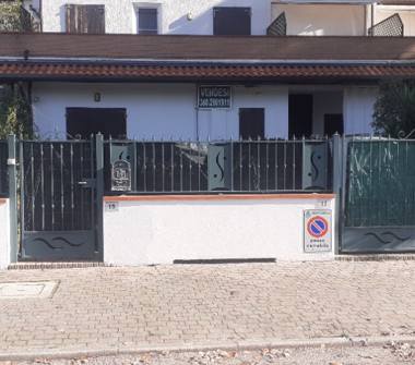 Stabile/Palazzo in vendita a Comacchio (Ferrara), Viale G. Puccini 15