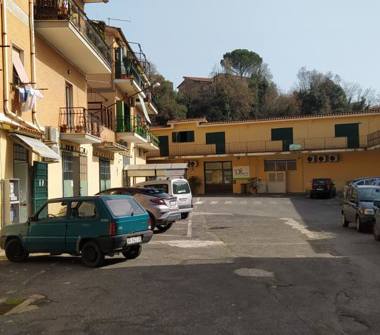 Negozio in vendita a Morlupo (Roma)