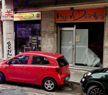 Negozio in vendita a Ancona (Ancona), Via XXV Aprile 8