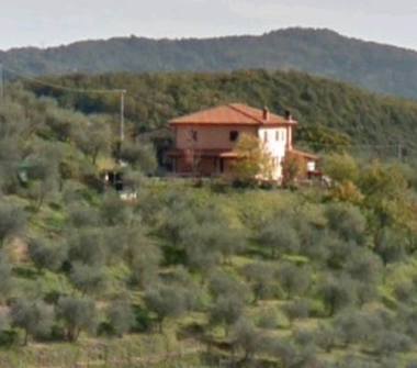 Rustico/Casale in vendita a Pescaglia, Frazione Monsagrati