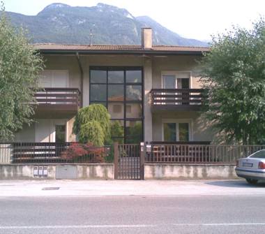 Villa in vendita a Avio (Trento)