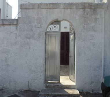 Affitto Casa Vacanze a Diso (Lecce), Piazza Sant'Oronzo 11
