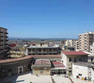 Quadrilocale in vendita a Lentini (Siracusa), Via Zenone 8