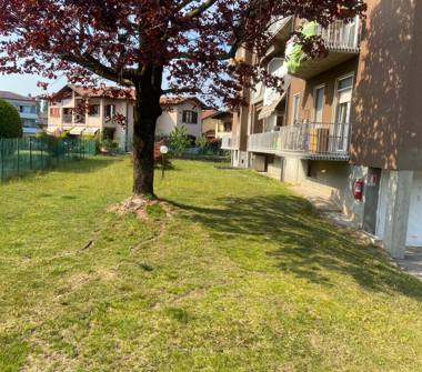 Trilocale in vendita a Beregazzo con Figliaro (Como), Via Grigna 8