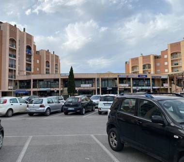 Negozio in vendita a Latina, Frazione Nascosa