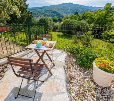 Affitto Appartamento Vacanze a Calice Ligure (Savona), Via Dottor Emo Trinchieri 33