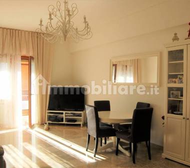 Trilocale in vendita a Ariccia (Roma), Via Barnaba Tortolini 14