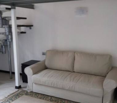 Bilocale in vendita a Milano, Zona Baggio