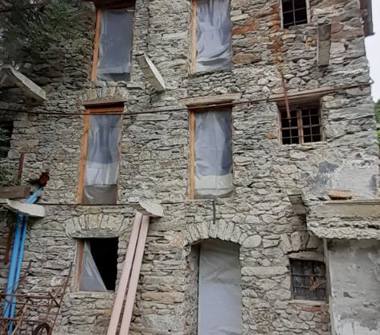 Altro in vendita a Hone (Aosta)