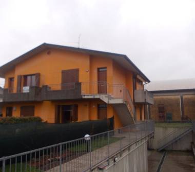 Quadrilocale in vendita a Angiari (Verona)