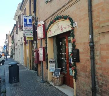 Negozio in affitto a Rimini, Frazione Centro città