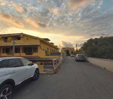 Villetta a schiera in vendita a Pizzo, Frazione Marinella, Via Riviera Prangi