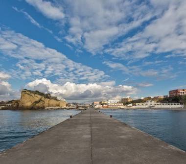 Ristorante in gestione a Monte di Procida (Napoli), Via Cappella 753