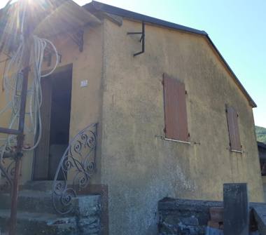 Rustico/Casale in vendita a Fosdinovo, Frazione Marciaso