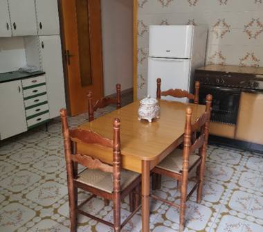 Casa indipendente in affitto a Avetrana (Taranto), Via Mentana 14