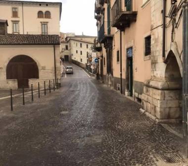 Negozio in vendita a Sulmona (L'Aquila), Via Marselli 6