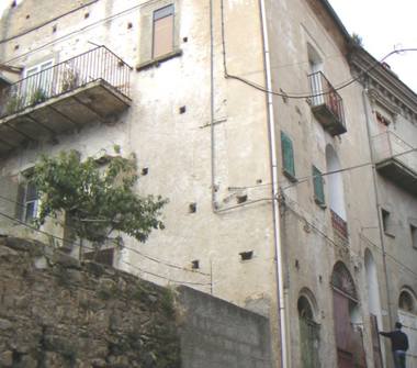 Casa indipendente in vendita a San Giorgio Lucano (Matera), Corso V. Emanuele 121