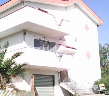 Palazzo/Stabile in vendita a Teano (Caserta), Via Bosco 2