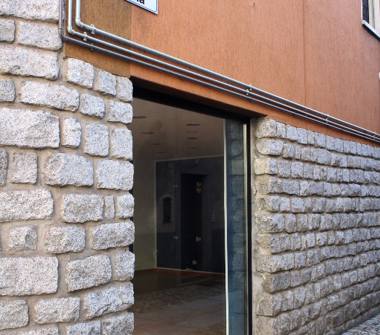 Negozio in vendita a Edolo (Brescia), Via Porro 39