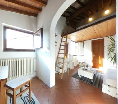 Bilocale in affitto a Firenze, Zona Duomo, Via dei Pepi 35