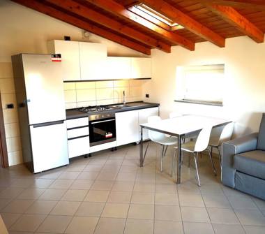 Bilocale in affitto a Varese, Frazione Centro città, del bacino 14