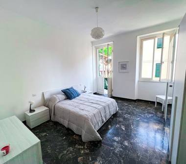 Affitto Appartamento Vacanze a Sestri Levante (Genova), Via Costantino Raffo 4