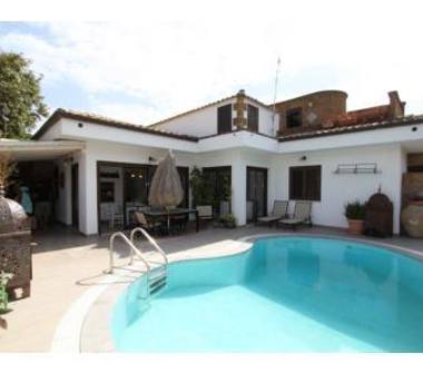 Affitto Villa Vacanze a Palermo, Zona Mondello