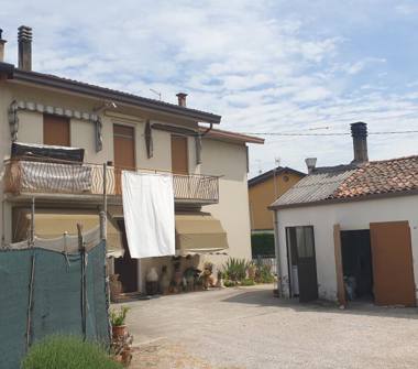 Casa indipendente in vendita a Camponogara (Venezia), via Roma 106
