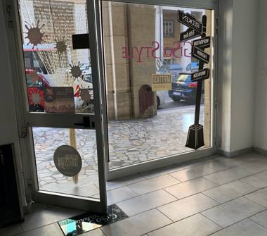 Negozio in affitto a Piombino (Livorno)