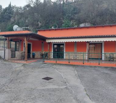 Laboratorio in affitto a Veroli, Frazione Madonna Degli Angeli, Contrada Panella