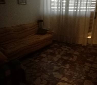 Quadrilocale in vendita a Vittoria (Ragusa), Via Giuseppe Garibaldi 1