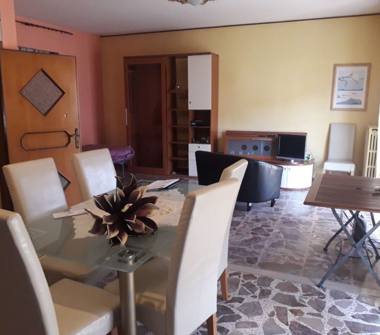 Quadrilocale in vendita a Lesina, Frazione Marina Di Lesina, Via Papa Giovanni XXIII 5