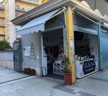 Negozio in affitto a Roma, Zona Pigneto, Via Alberto da Giussano 58