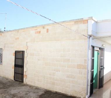 Villa in vendita a Manduria, Frazione Specchiarica, Via Barletta 17