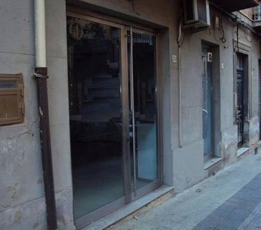 Negozio in vendita a Caltanissetta, Frazione Centro città, Via Redentore 71