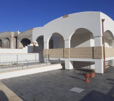 Affitto Appartamento Vacanze a Salve, Frazione Torre Pali