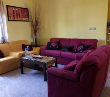 Quadrilocale in vendita a Manfredonia, Frazione Ippocampo, Via delle Azalee 1