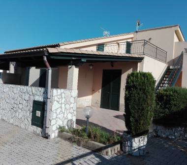 Affitto Villetta a schiera Vacanze a Campofelice di Roccella (Palermo), Via dei Normanni 54
