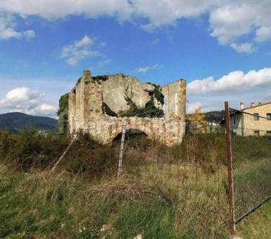 Rustico/Casale in vendita a Rignano sull'Arno, Frazione Volognano