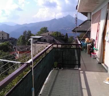 Trilocale in vendita a Monastero di Lanzo, Frazione Chiaves, Strada Passo delle Croce 5