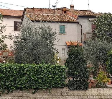 Privato Vende Rustico Casale ANNESSO AGRICOLO COME CASA Annunci