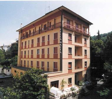 Albergo/Struttura ricettiva in vendita a Chianciano Terme (Siena)