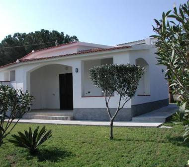 Affitto Casa Vacanze a Ricadi, Frazione Capo Vaticano, Viale Giuseppe Berto