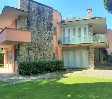 Affitto Villa Vacanze a Pietrasanta, Frazione Marina Di Pietrasanta