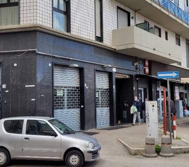 Negozio in vendita a Foggia (Foggia), Via Zara 75