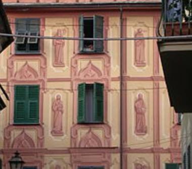 Porzione di casa in vendita a Rapallo (Genova), Piazza del Pozzo 21