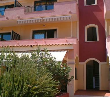 Affitto Stanza Doppia a Santa Teresa Gallura (Sassari), Via Sandro Pertini 6