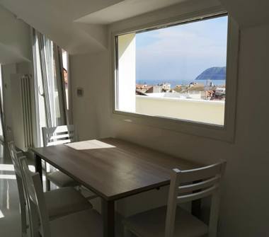Affitto Appartamento Vacanze a Alassio (Savona), Via Giuseppe Mazzini 28